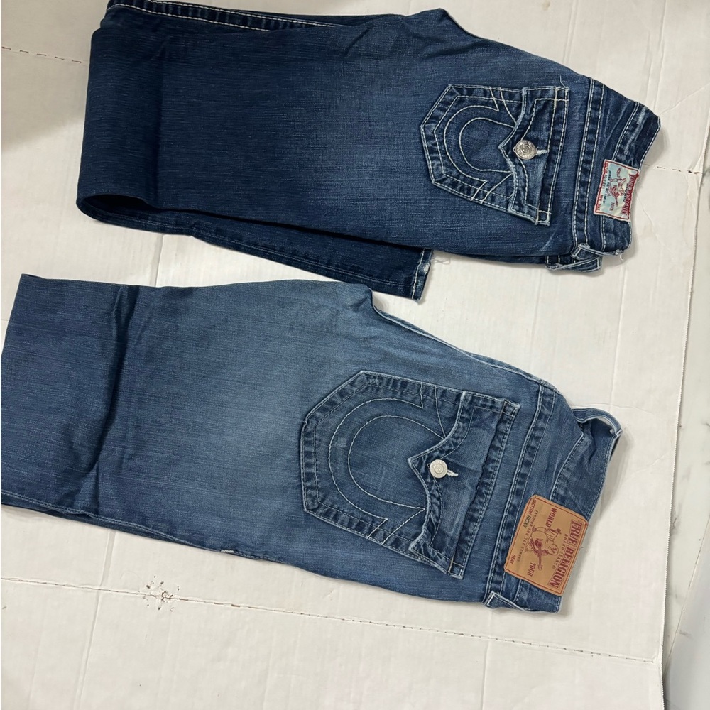 True Religion Men's and women’s Dark and Light Blue Relaxed Jeans